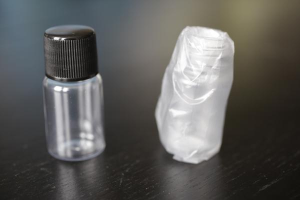 Kunststoff-Röhrchen Schraubverschluss - für Waschgold oder Mineralien - 10er Pack - Lange Fläschchen